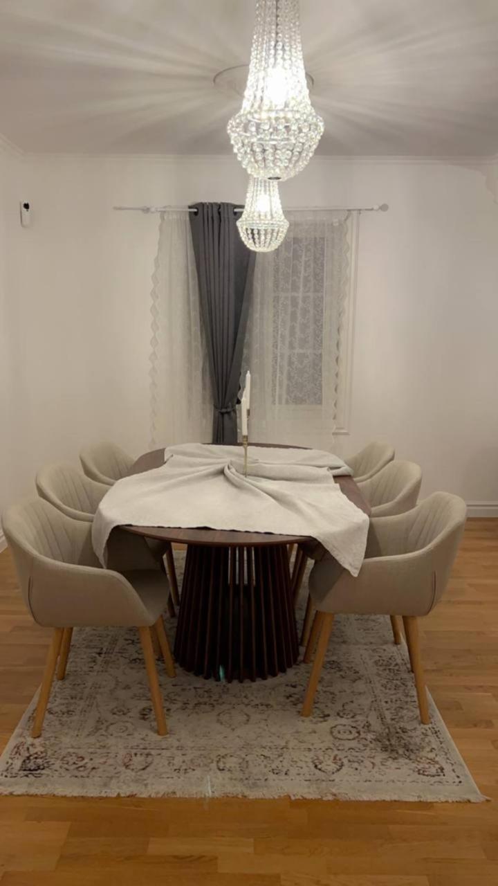 Gard Med Egen Sjoe Med Bryggbat, Nyrenoverat! Katrineholm község Kültér fotó